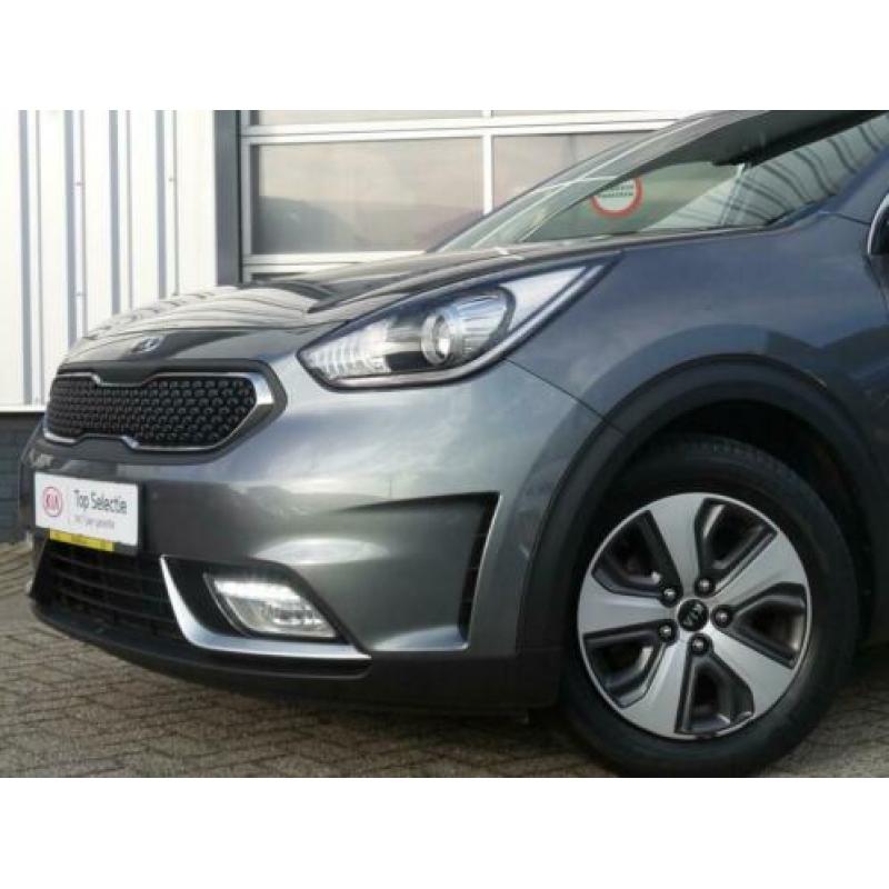 Kia Niro 1.6 GDi Hybrid First Edition *Privacy Glass*