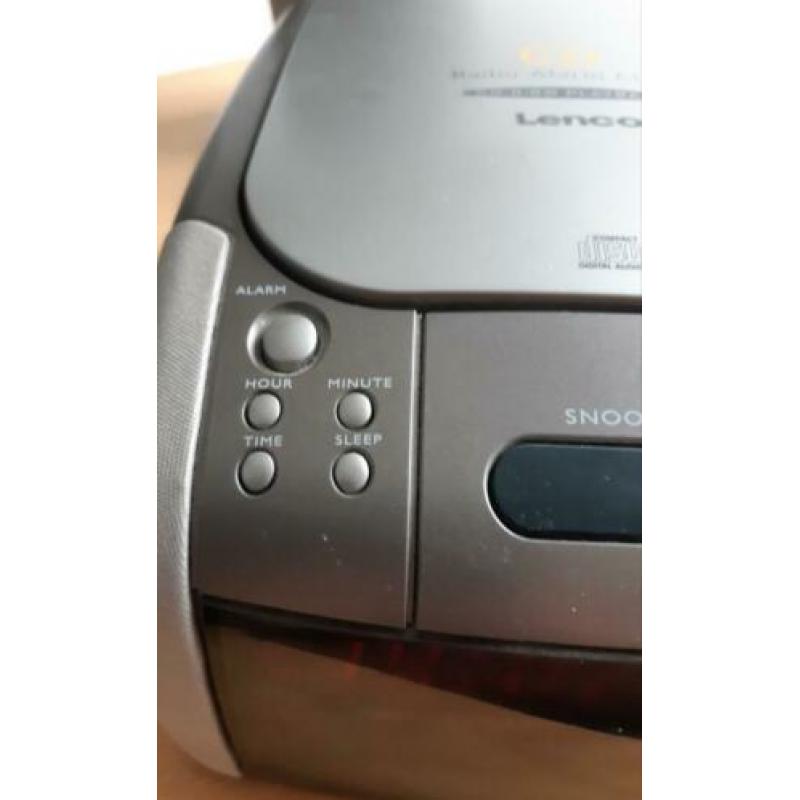 Lenco wekkerradio met CD functie
