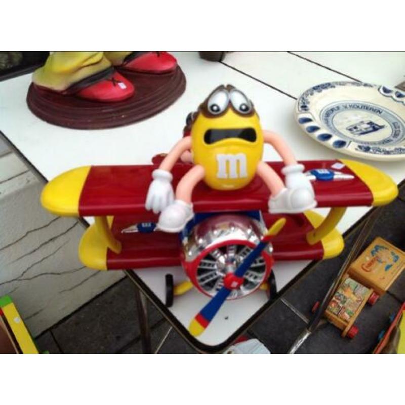 Ontzettend leuke display van M & M