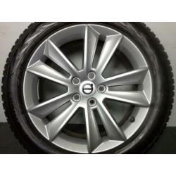 Volvo V60 S60 DOUBLE SPOKE 1035 17 Inch (Winter) Nokian 8 MM