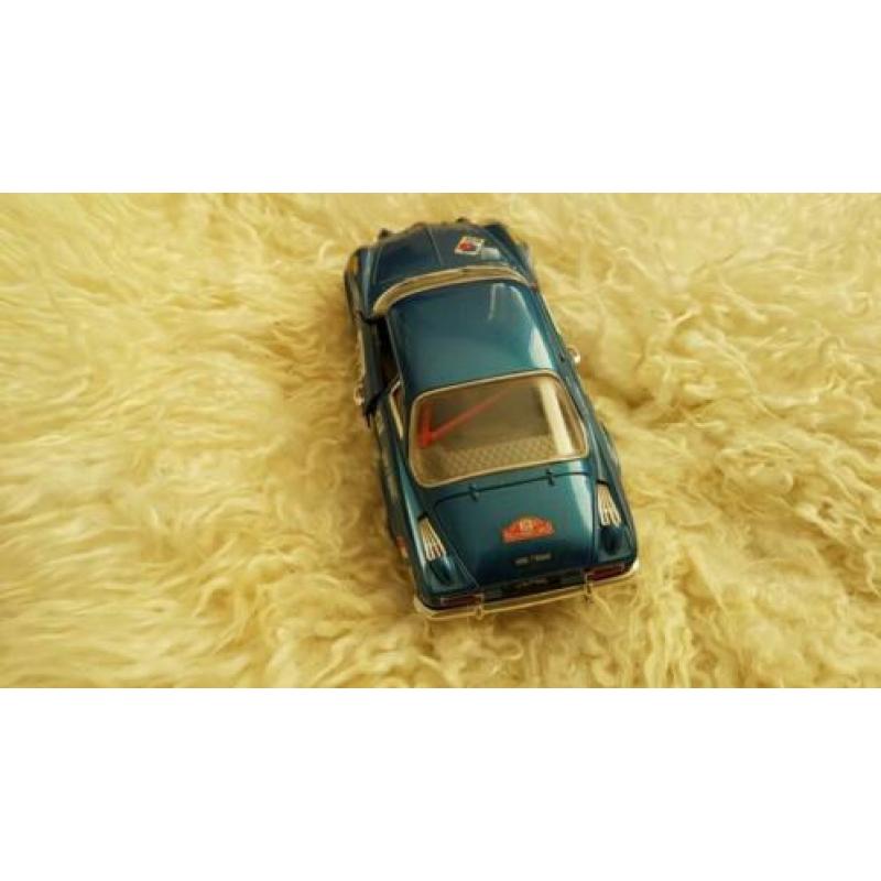 Renault Alpine A110 1:24