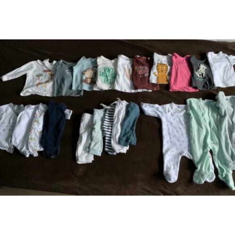 Gehele babygarderobe maat 50/56 unisex/meisje