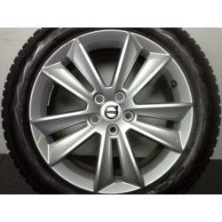 Volvo V60 S60 DOUBLE SPOKE 1035 17 Inch (Winter) Nokian 8 MM