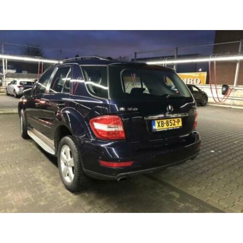 Mercedes M-Klasse 3.5 Ml350 4MATIC AUT 2008 Blauw