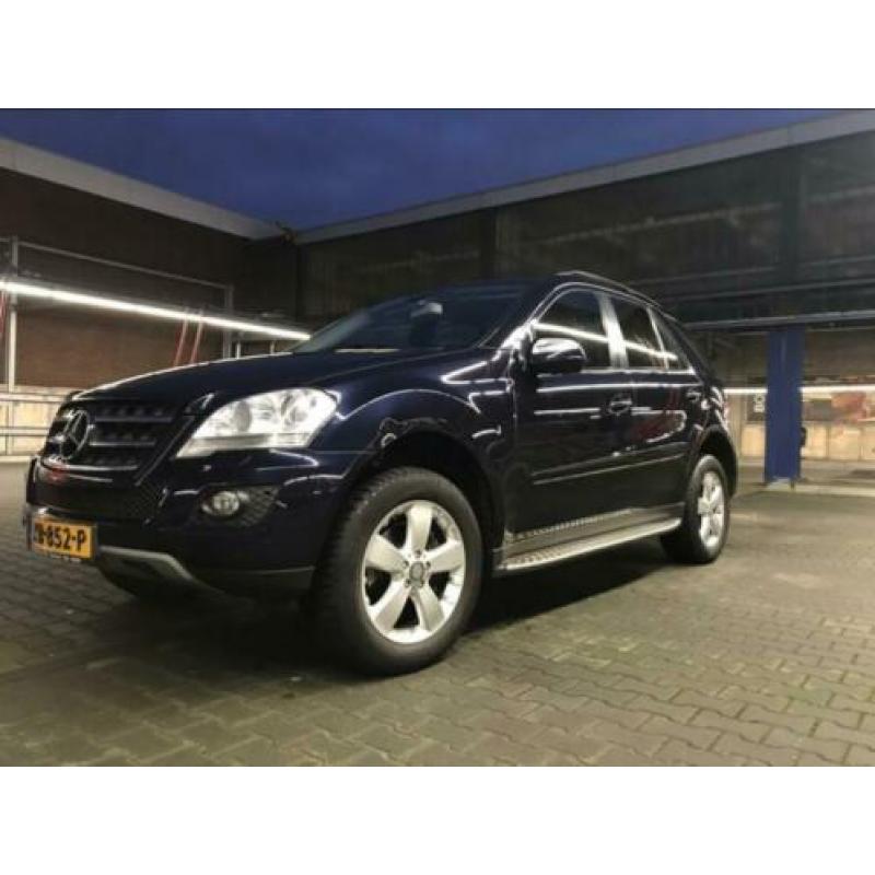 Mercedes M-Klasse 3.5 Ml350 4MATIC AUT 2008 Blauw