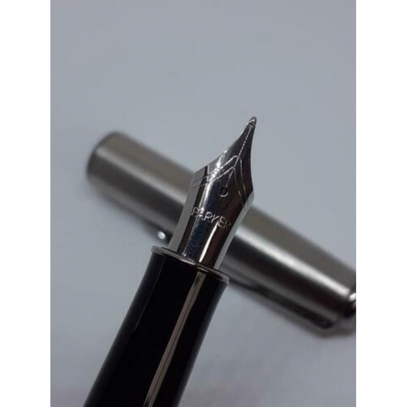 Vulpen Parker Sonnet