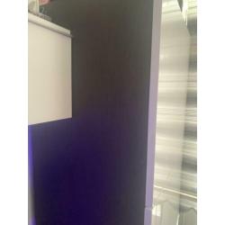 Ikea besta hoogglans kast.
