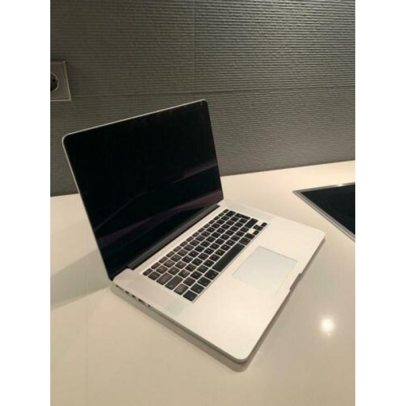 MacBook Pro 15-inch 2013 I7 8GB