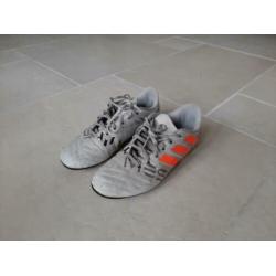Adidas voetbalschoenen maat 38