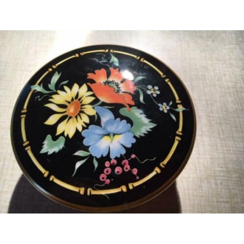 Villeroy & Boch / Hutschenreuther bakje, Wedgwood kandelaar