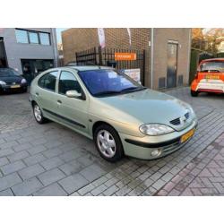 Renault Mégane 1.6-16V Expression 2e Eigenaar! Trekhaak Airc