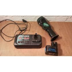 Hitachi acculader steekaccu's, accu en lamp