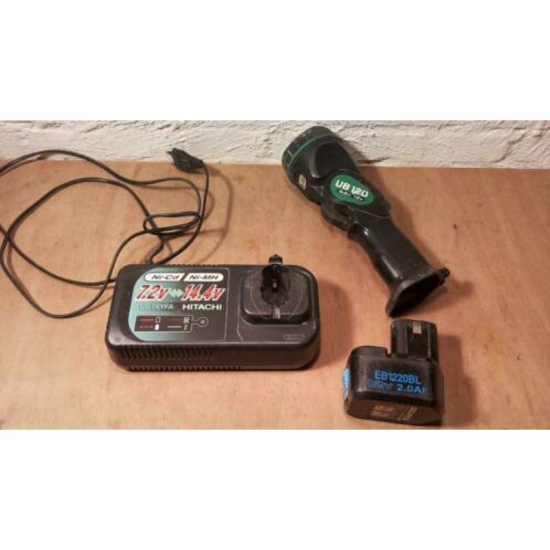 Hitachi acculader steekaccu's, accu en lamp