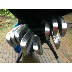 Golftas, compleet met 14 clubs
