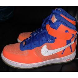 Nike Air Force 1 High Sheed “Roscoe” – Total Crimson Maat 44