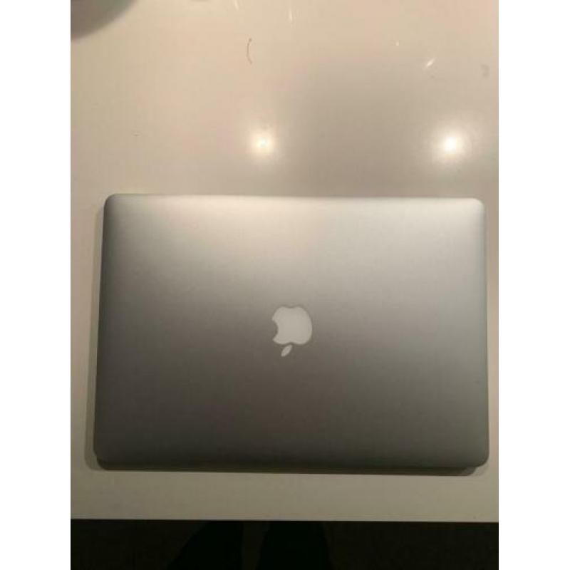 MacBook Pro 15-inch 2013 I7 8GB