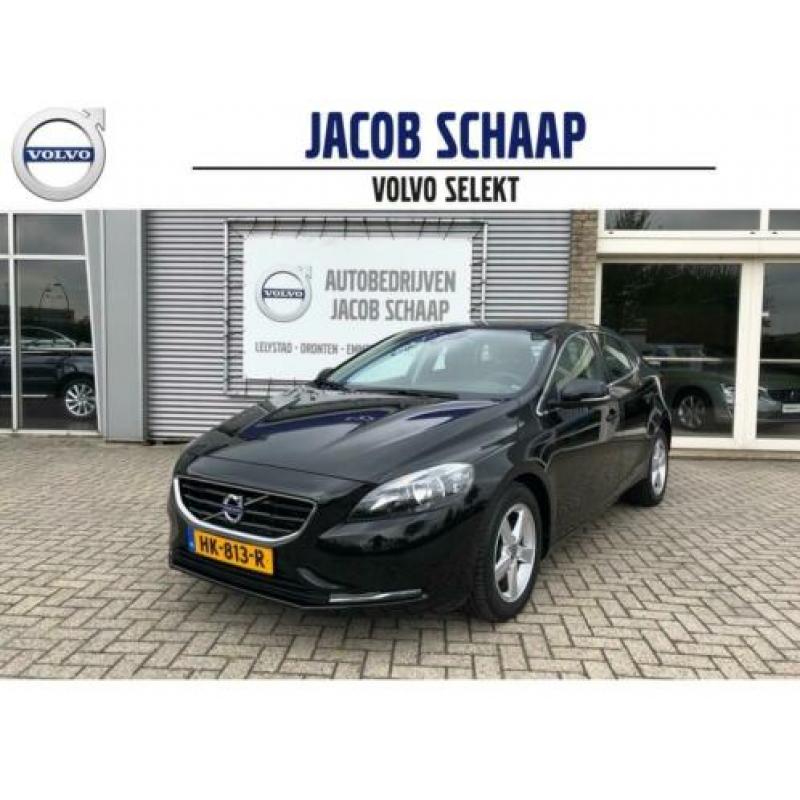 Volvo V40 2.0 D2 Momentum Business (bj 2015)