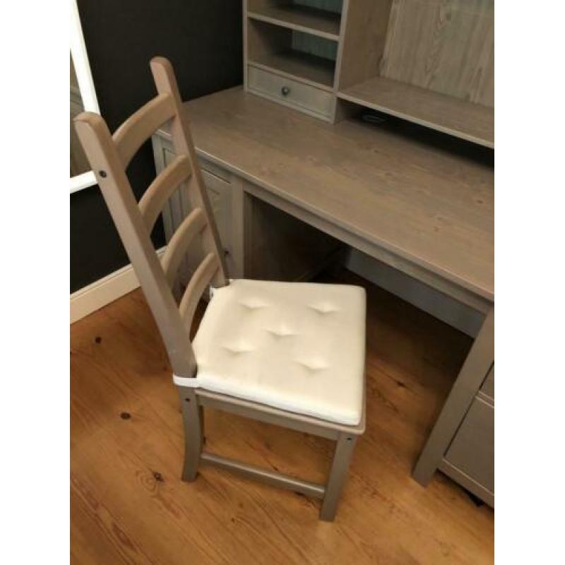 Bureau en bureaustoel ikea
