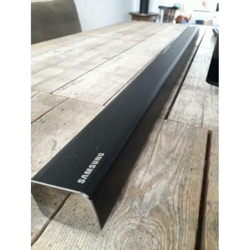 Samsung Soundbar HW-F550 BLUETOOTH