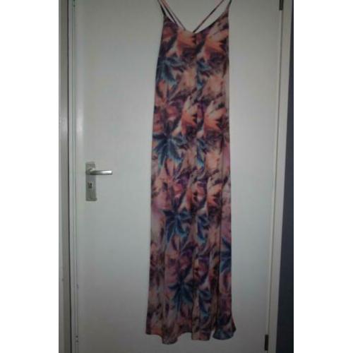 Atmosphere jurk lang bloem paars blauw roze ibiza mt 44