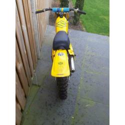 Nette Suzuki rm 80