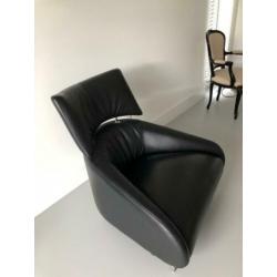 2 prachtige lederen Solymi fauteuils van Leolux
