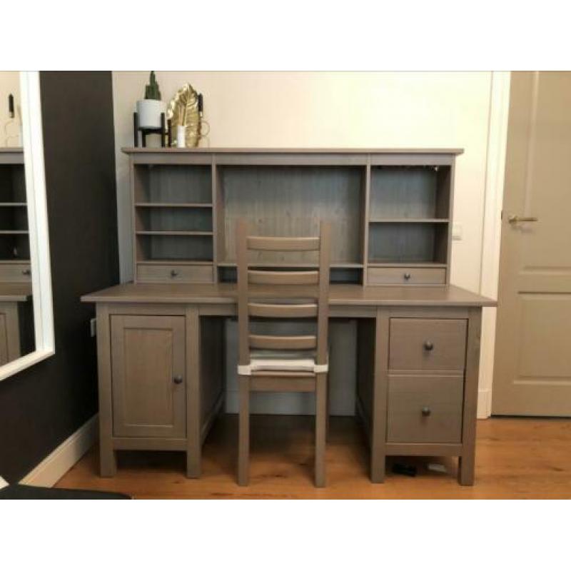 Bureau en bureaustoel ikea