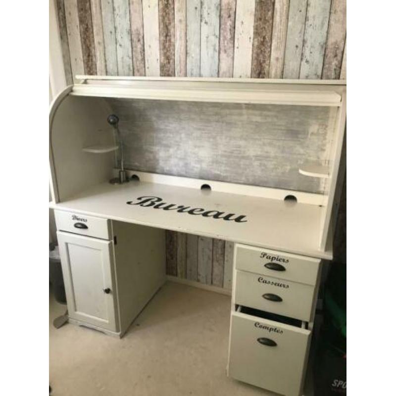 houten bureau ( landelijk secretaire)