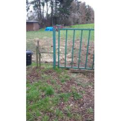 Weide poort tekoop