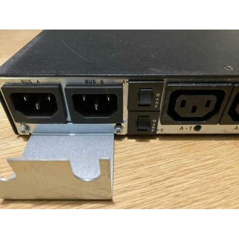 WTI IPS-800 internet power switch voor 8 stroompoorten