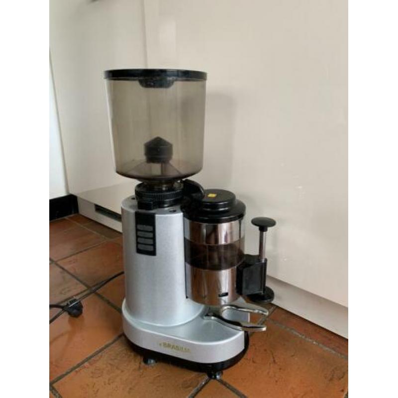 Brasilia Rossi RR45 grinder bonenmaler