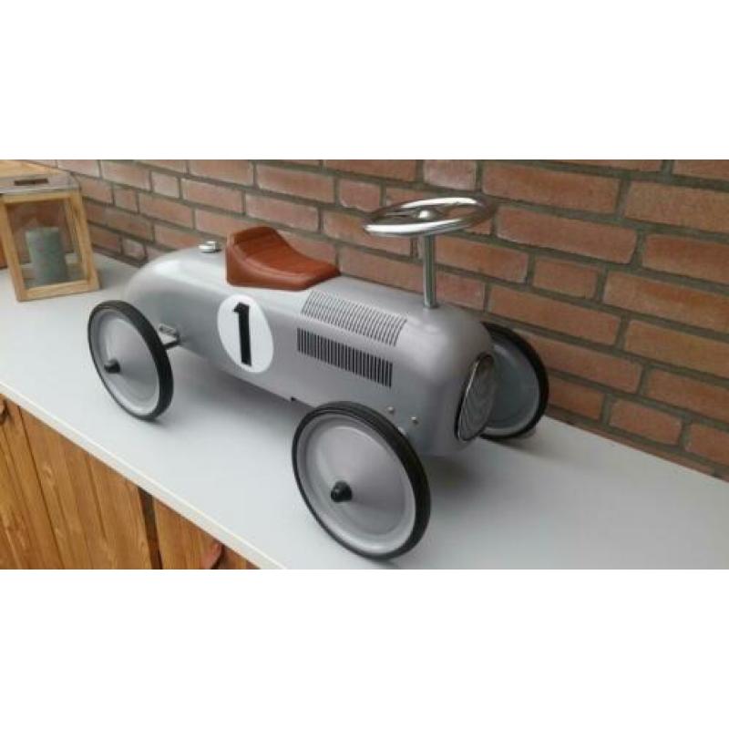 Loopauto metaal