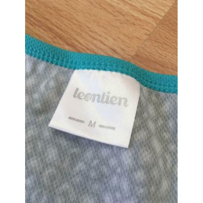 Leontien sporttop, maat M
