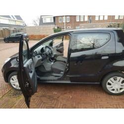 Nissan Pixo 1.0 50KW 5D 2010 Zwart