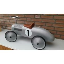 Loopauto metaal