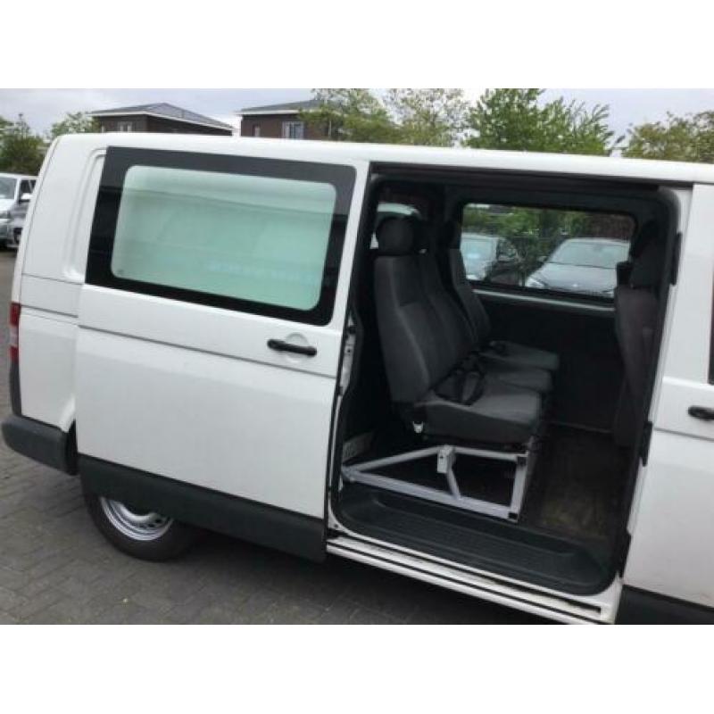 Volkswagen Transporter 2.0 TDI 62KW DUBCAB L2 COMFORT