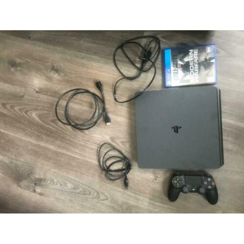 Playstation 4 met de nieuwste call of duty