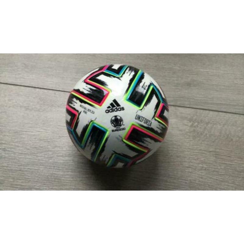 Adidas skillbal 2020