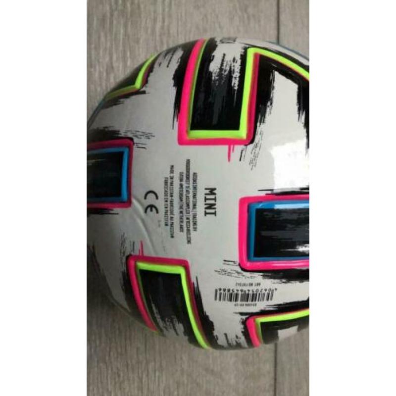 Adidas skillbal 2020