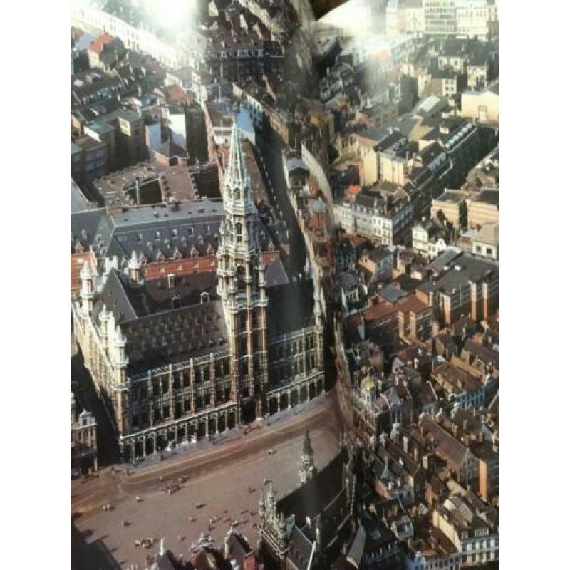 De Grote Markt van Brussel, centrum van eeuwen geschiedenis