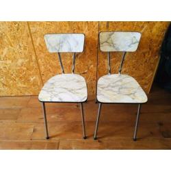 Vintage Retro Stoelen 2 metaal/marmer print.