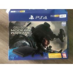 Playstation 4 met de nieuwste call of duty