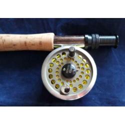Een ZGAN SHAKESPEARE PLUEGER MEDIALIST FLY #4/5 1770-240 cm