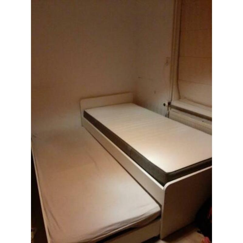 IKEA Bed met onderbed inclusief Matrassen