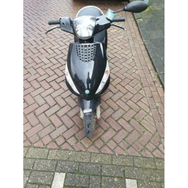 Zip 2000 Zwart 4T 25km/h blauw kenteken