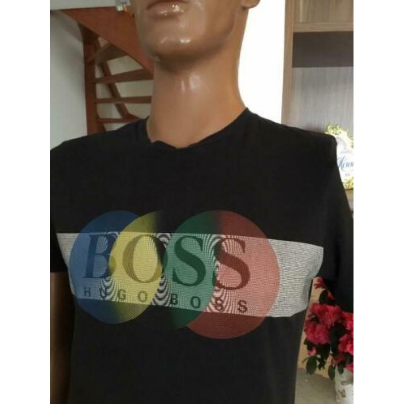 HUGO BOSS T-shirt maat m
