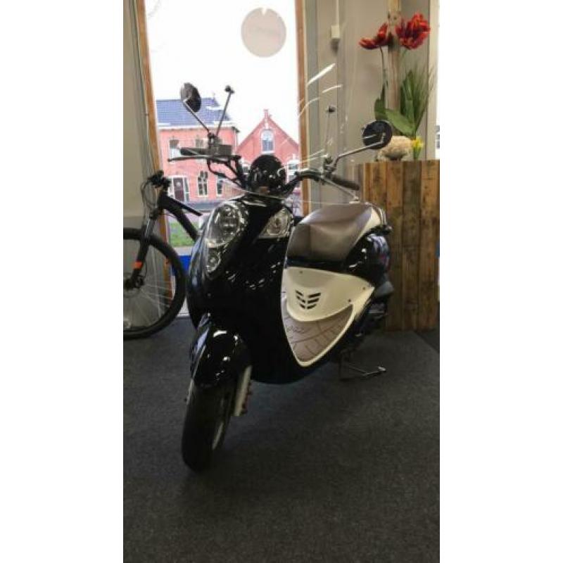 Sym Mio 25 km