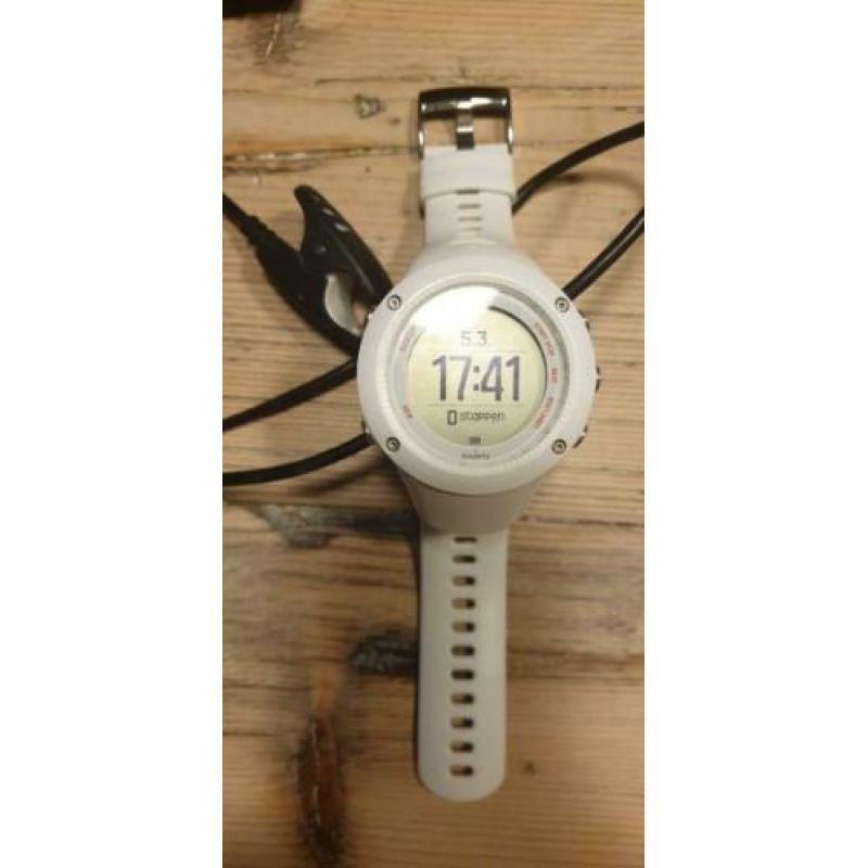 Suunto ambit 3 run, wit. Zgan. Je ideale trainingsmaatje.