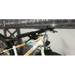 Nieuwstaat!! Conway 201MC Jongens 8 nexus wit 24 inch