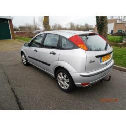 Ford Focus 1.6 I Ghia 2004 Grijs
